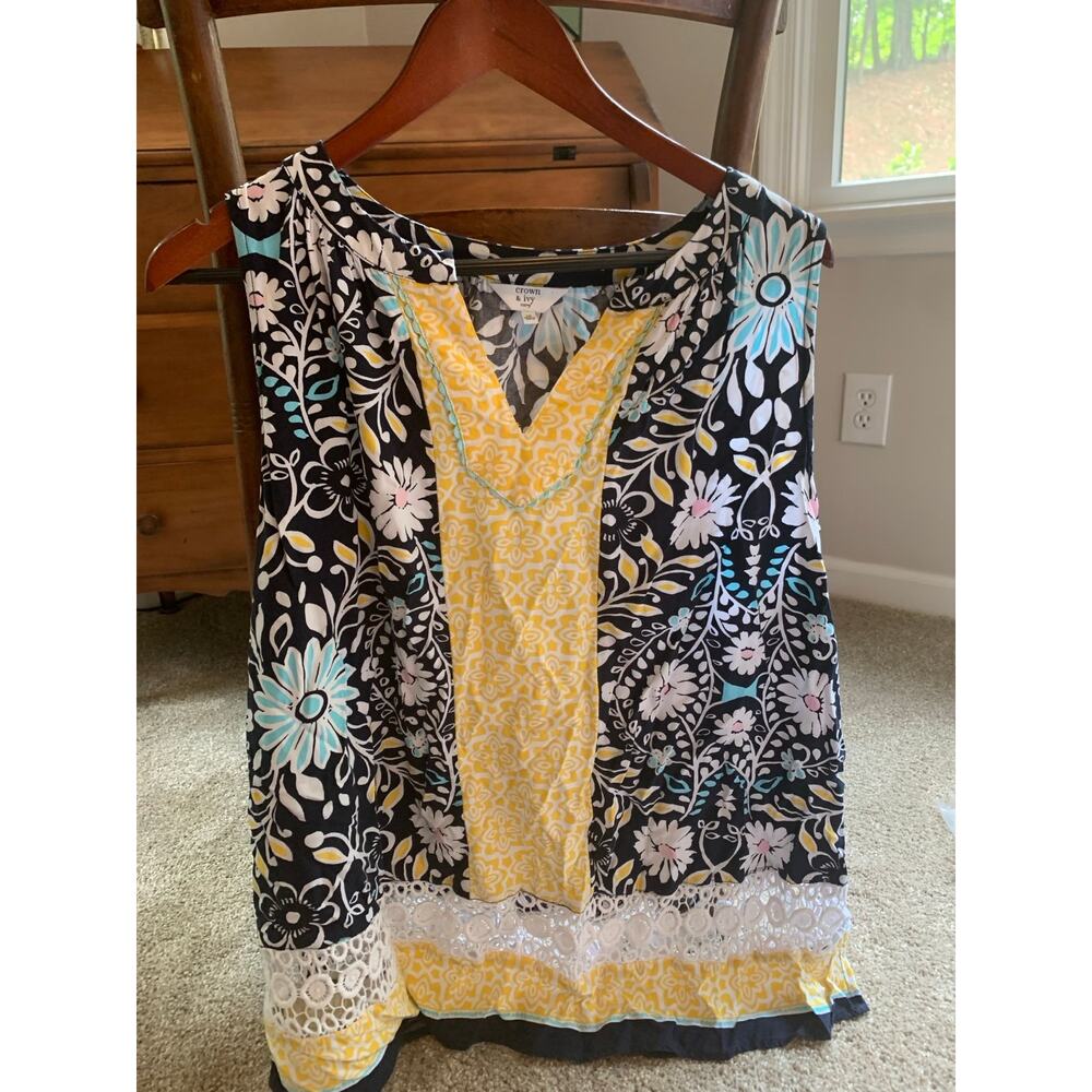 Crown & Ivy 1x Tank